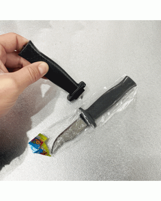 COLTELLO FINTO RETRATTILE