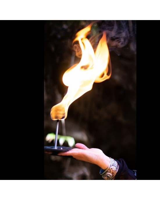 HAND-CANDLES FUOCO DALLE MANI PUGNO