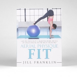 LIBRO MANUALE AERIAL PHYSIQUE FIT di JILL FRANKLIN